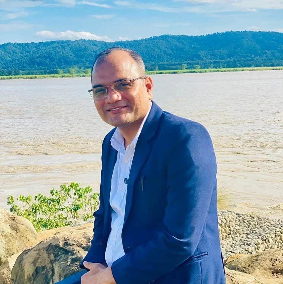 भावनात्मक नेपाली र सतही उम्मेदवार