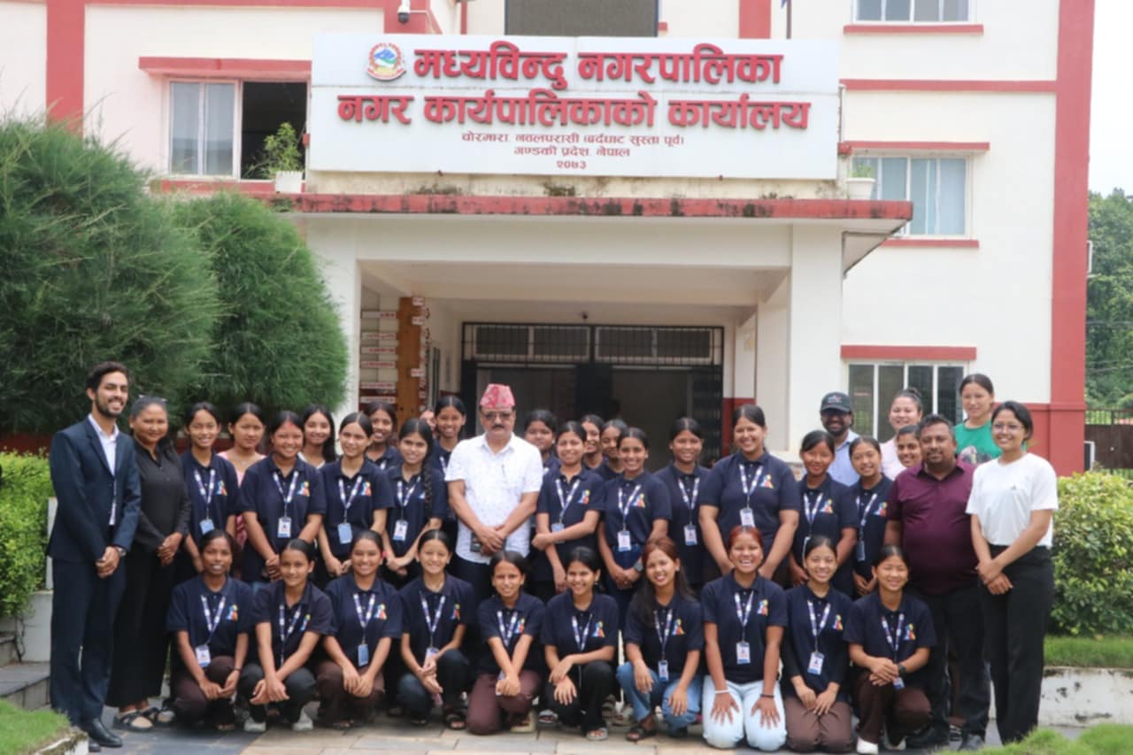 मध्यविन्दुमा महिनावारी सरसफाई र पुन प्रयोग योग्य प्याड निर्माण कार्यशाला सम्पन्न