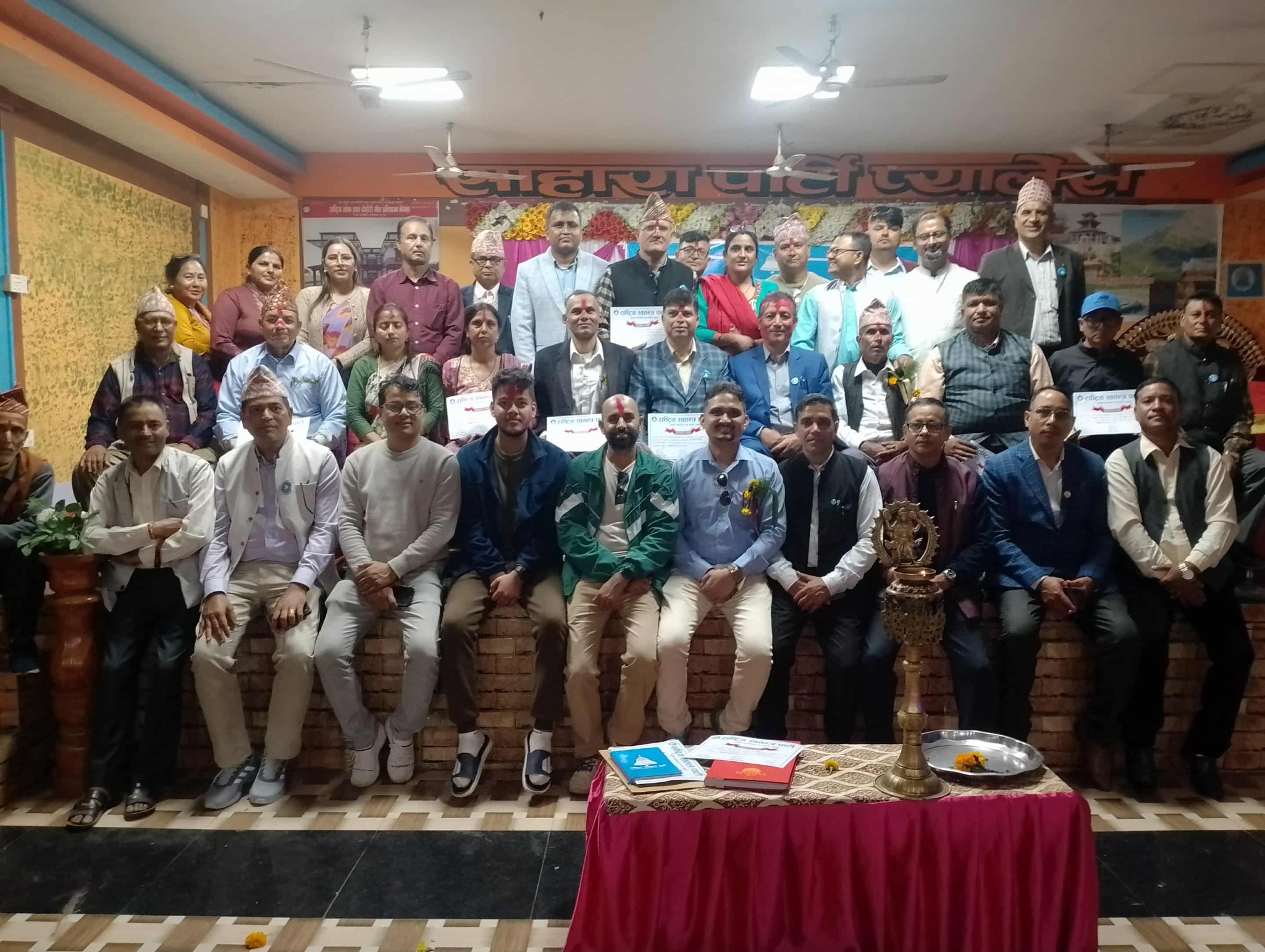 शेर बहादुर केसीको सभापतित्वमा रास्वपा देवचुली नगर समिति गठन 