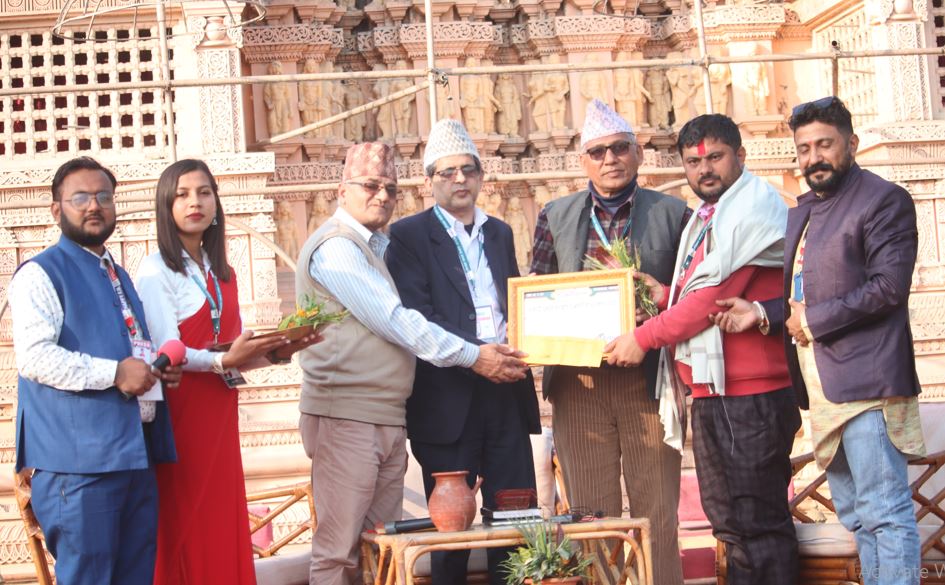 ह्याप्पि प्रकृति संरक्षण पुरस्कार नवलपुर टाईम्सका कार्यकारी सम्पादक भट्टराईलाई