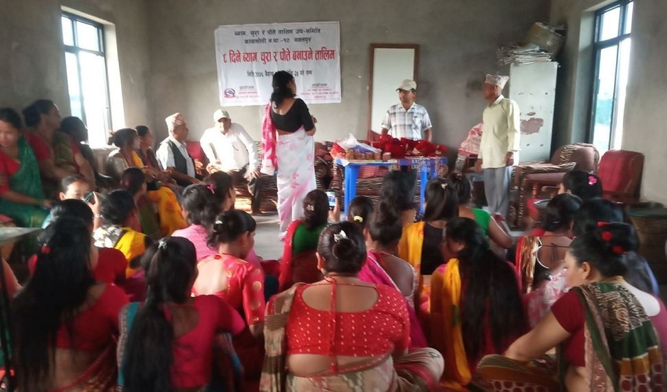 कावासोती  १० मा आठ दिने ब्याग तथा चुरा र पोते बनाउने तालिम को समापन 