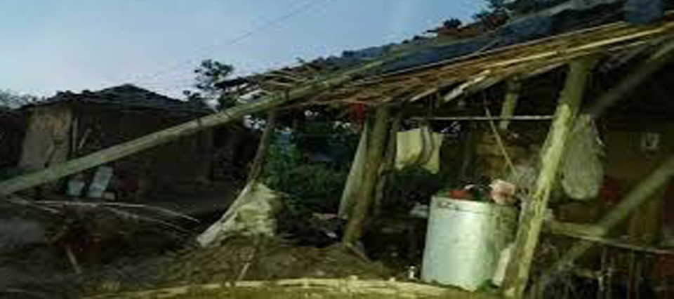 हावाहुरीले नवलपुरको  बुलिगंटार मा ४५ वटा बाख्र्रा र ४० घरमा क्षति