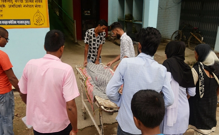 १५ वर्षीया किशोरीमाथि तेजाब प्रहार