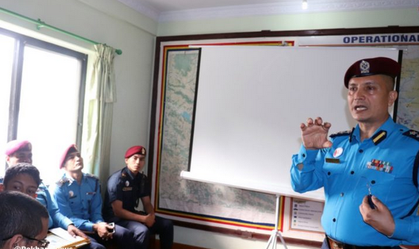 पोखराका पेट्रोल पम्प पेट्रोल बम बन्ने खतरा छ : प्रहरी प्रमुख कार्की