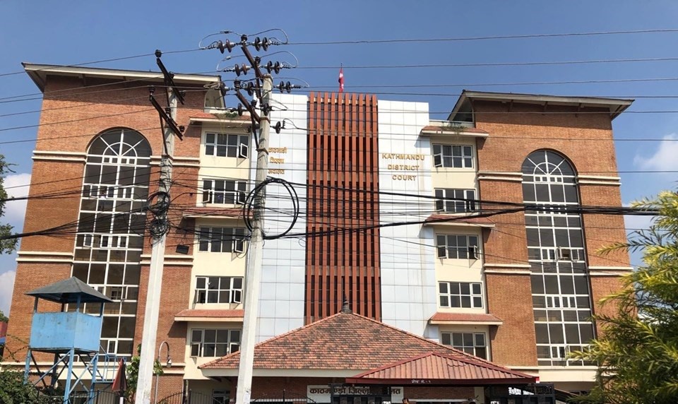 यौन दुर्व्यवहारको आरोपमा पक्राउ परेका महरालाई आज अदालत उपस्थित गराइँदै