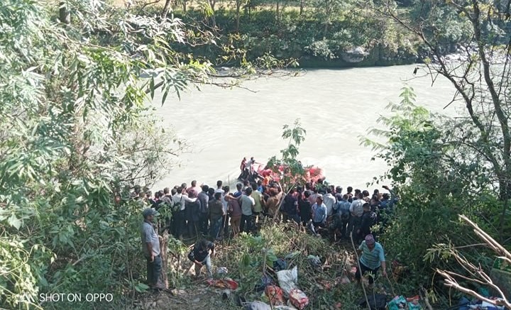 सुकुटे बस दुर्घटनामा मृत्यु हुनेको शोकमा सार्वजनिक विदा