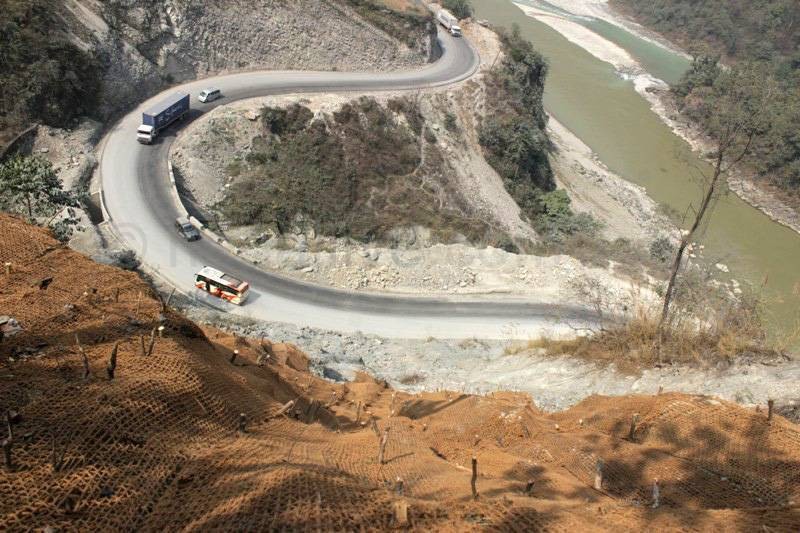 पहिरो नियन्त्रणको समयावधि थप, पुस २२ गतेसम्मका लागि राजमार्ग बन्द
