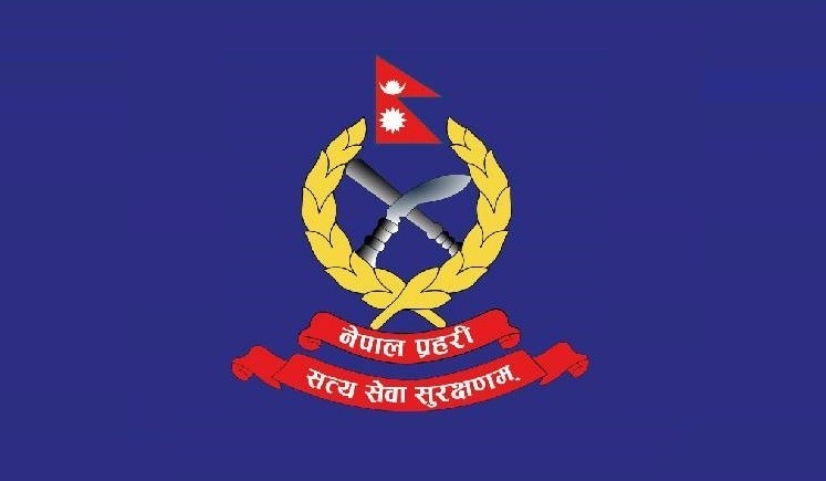 मुग्लिनका प्रहरी त्रिपालमुनिबाट सेवा दिँदै