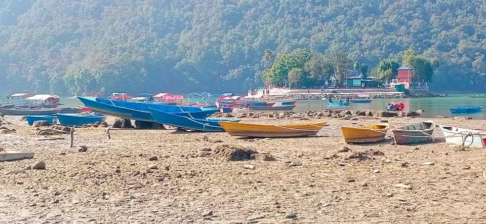 ४२ वर्षपछि फेवातालको बाँध मर्मत