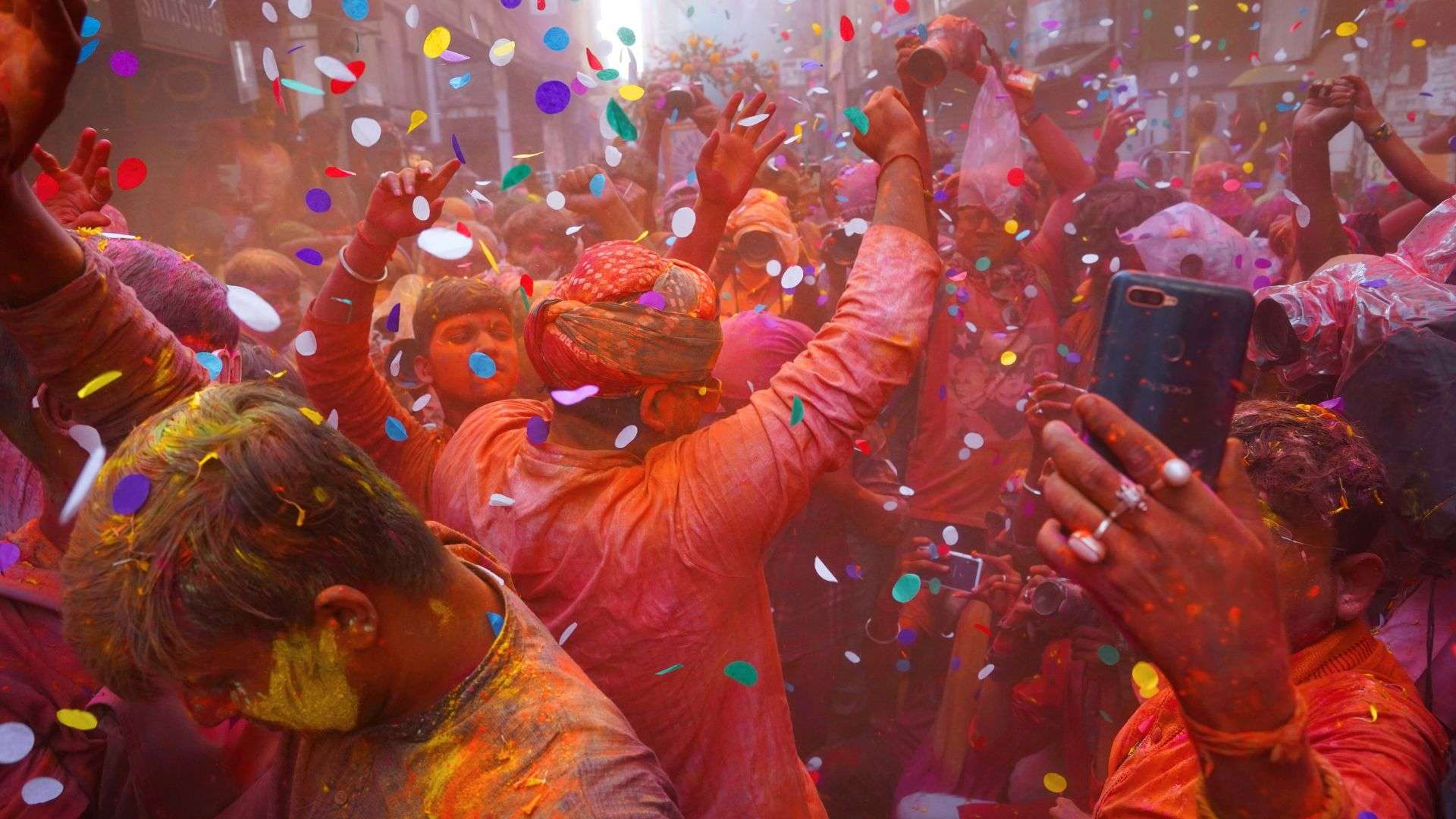 आज तराईमा हर्षोल्लासका साथ मनाइँदै होली