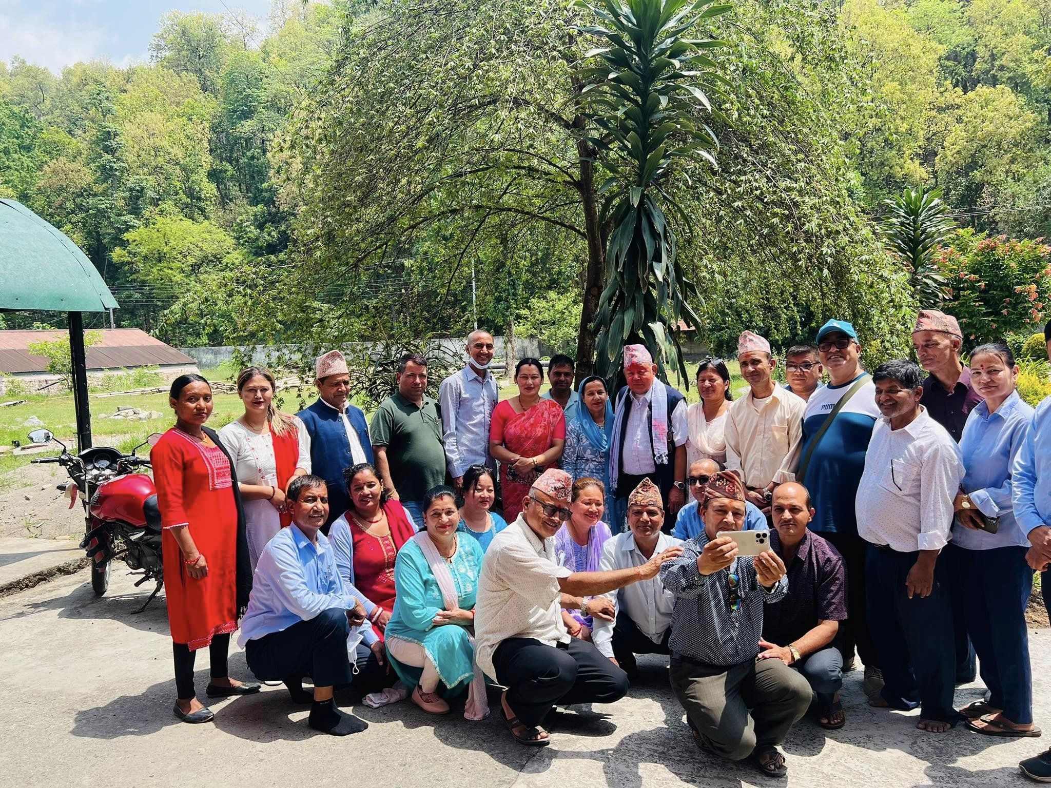 अमरापुरी खानेपानी संस्थाद्वारा गण्डकी प्रदेश भूमि तथा कृषि मन्त्री जिसीलाई स्वागत