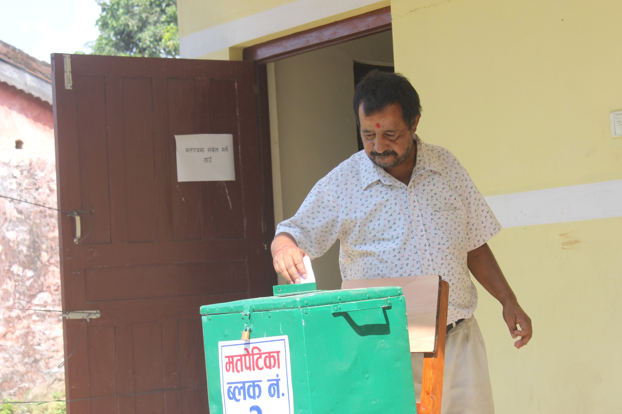 मध्यनेपाल साकोसको मतदान सम्पन्न, जम्मा ११ प्रतिशत मात्रै मत खस्यो
