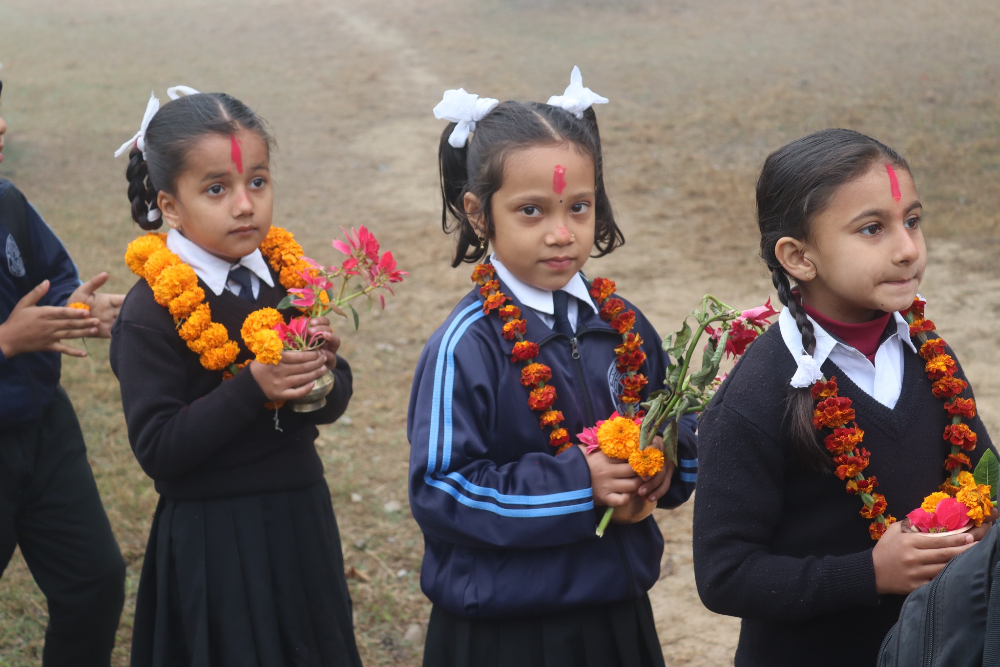 प्रगति प्राथमिक विद्यालयका विद्यार्थीलाई जनज्योति मा.विमा स्थानान्तरण गरियो