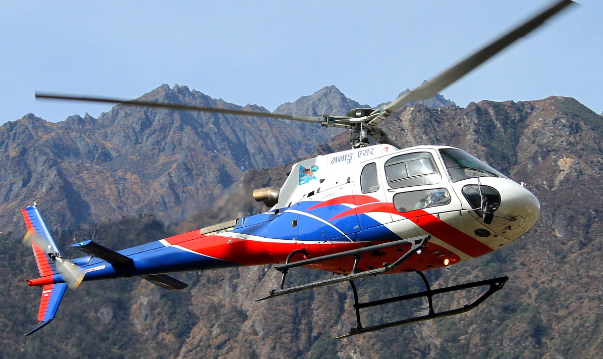 दुर्घटनाग्रस्त अवस्थामा भेटियो मनाङ एयरको हेलिकप्टर