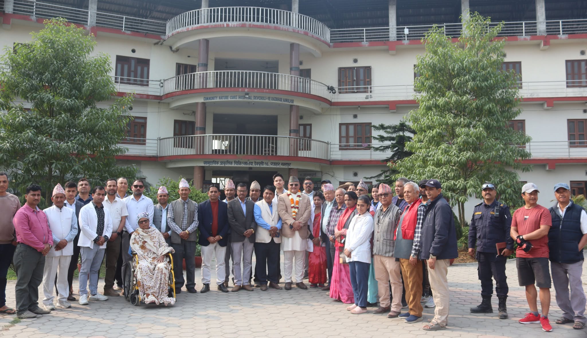 प्राकृतिक चिकित्सालयलाई शिक्षण अस्पतालका रूपमा विकास गर्छौं : मुख्यमन्त्री पाण्डे