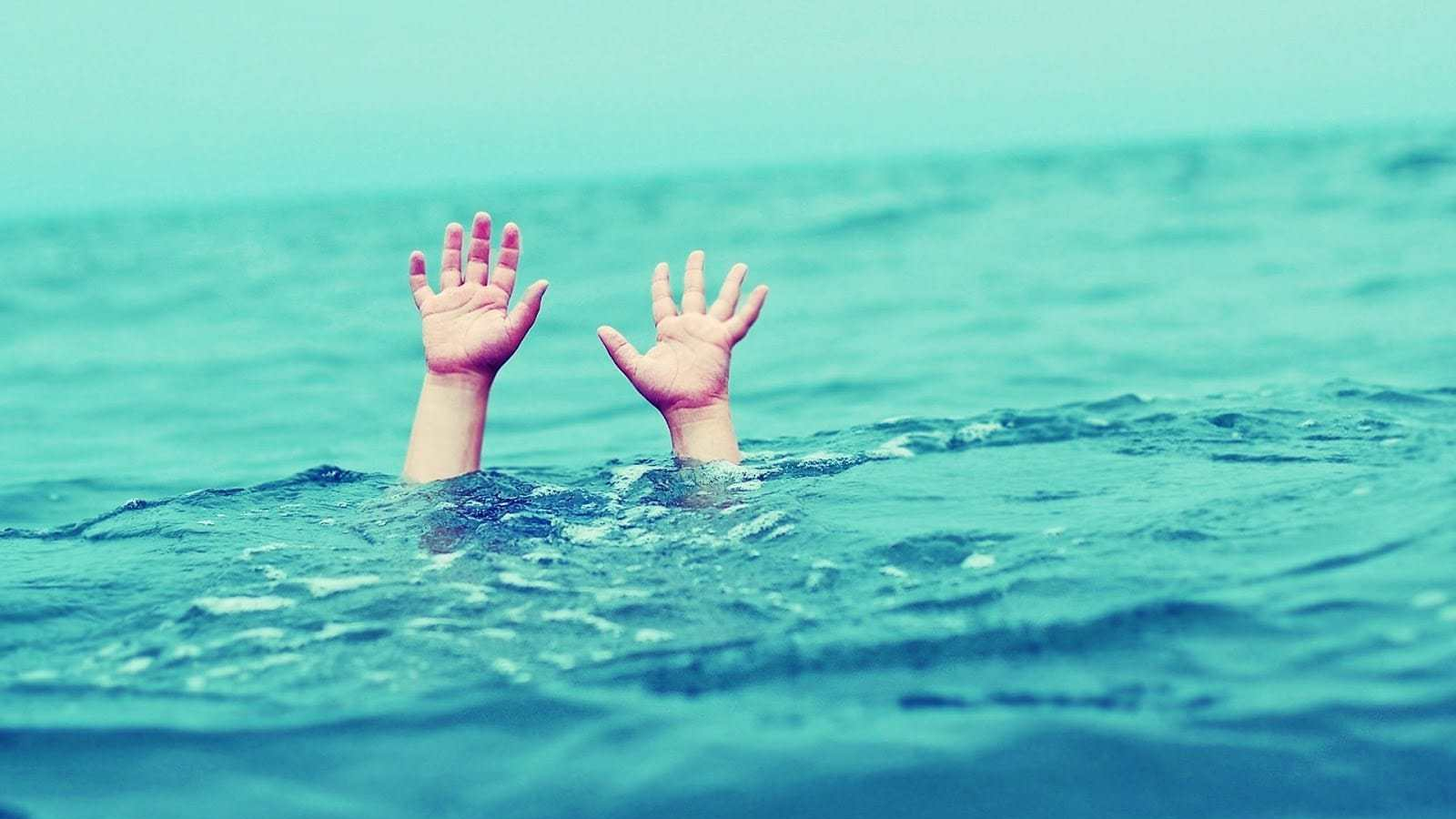 नारायणीमा पौडी खेल्ने क्रममा बेपत्ता भएका देवचुलीका बालकको शव फेला