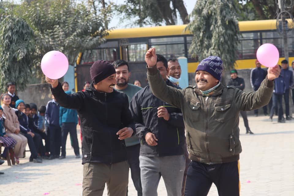 ओएसिस इङ्लिस स्कुल फारममा अभिभावक बीच खेलकुद कार्यक्रम सम्पन्न 