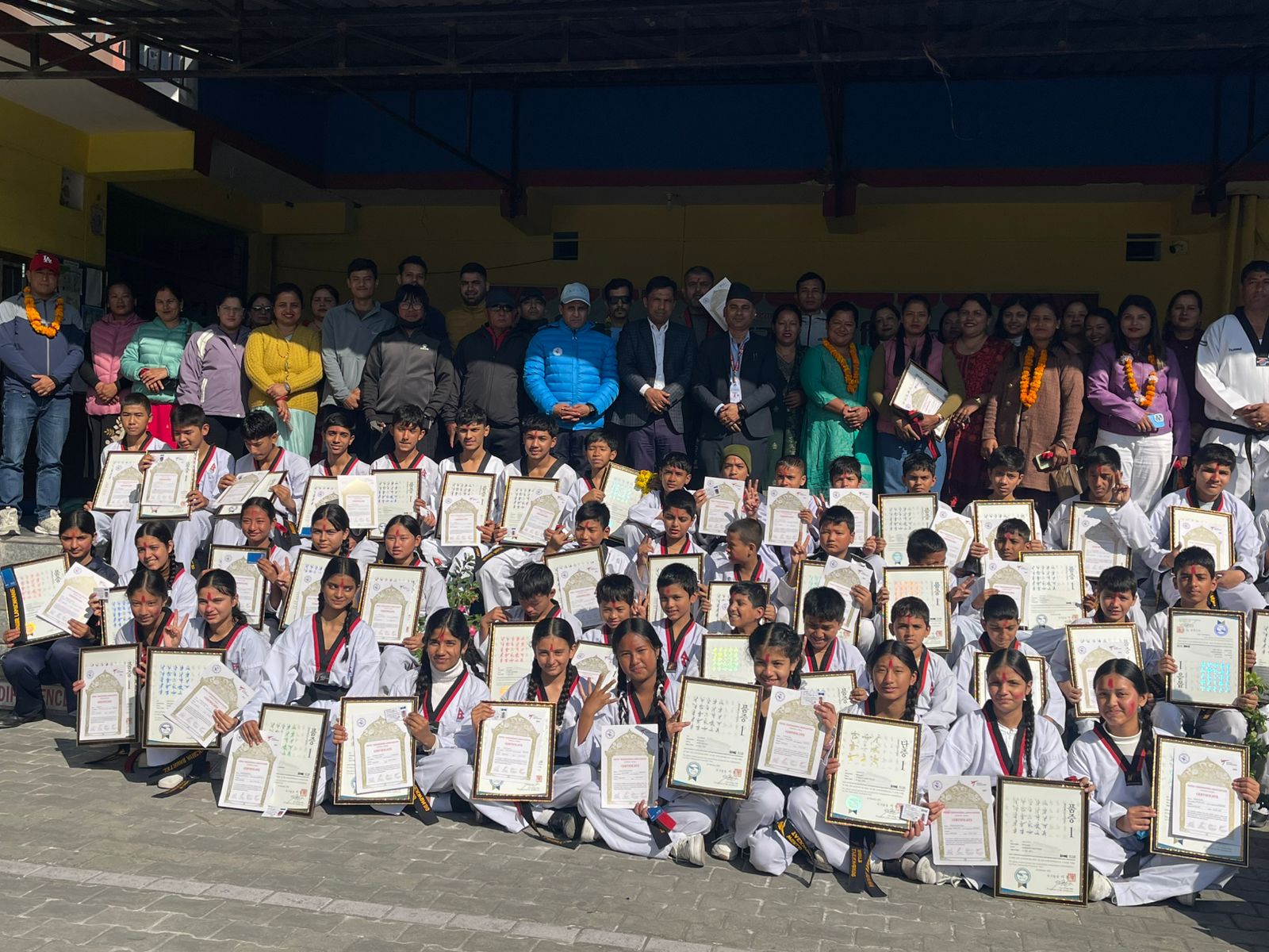 विश्वज्योति मावि: नेपालमा नै पहिलो पटक एकै स्थानमा १ सय ६ ले ब्ल्याक बेल्ट प्राप्त गरे