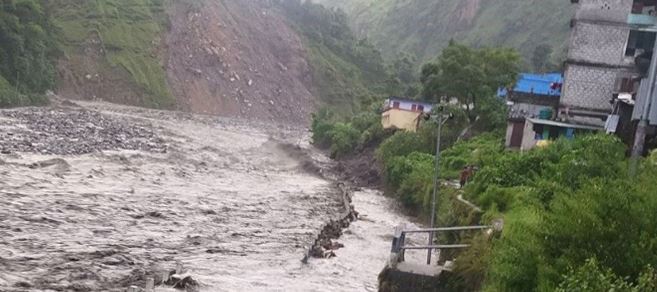 जाजरकोटमा खोलाले बगाउँदा एक शिक्षकको मृत्यु