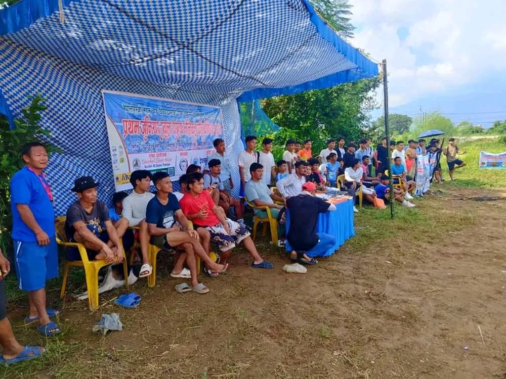 देबचुली युवा समाजको आयोजनामा दोश्रो खुल्ला पुरुष भलिबल प्रतियोगिता हुँदै 