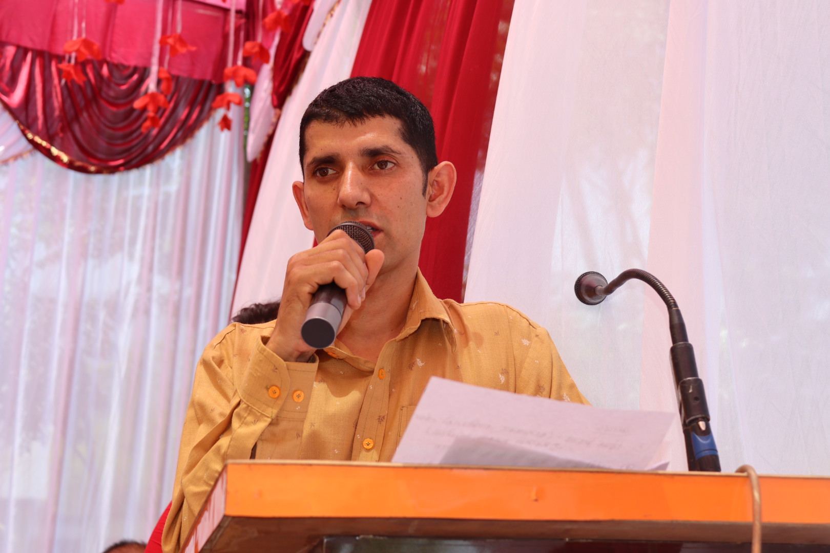 विशालटार खानेपानी तथा सरसफाइ उपभोक्ता संस्थाको नेतृत्वमा भरतराज आचार्य