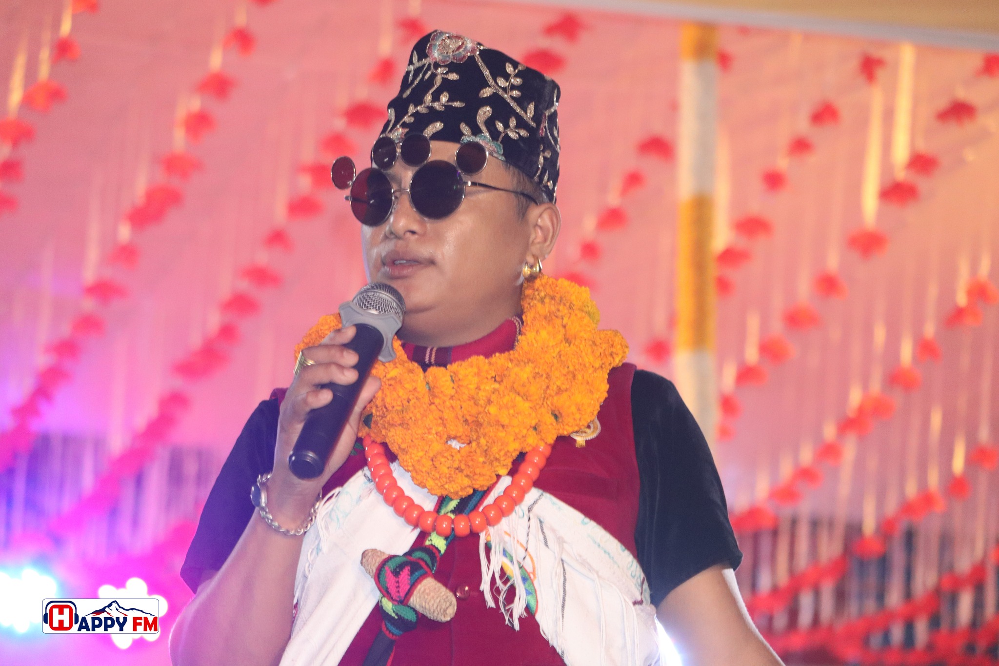 पाँचौ देवचुली महोत्सव : श्याम रानाले हसाउँदै नचाए     